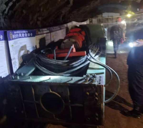 天井鉆機和配套設備 天井鉆機和配套設備