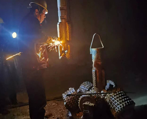 反井鉆機 反井鉆機